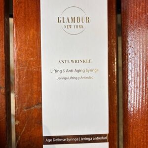 Glamour White Anti-Aging Serum